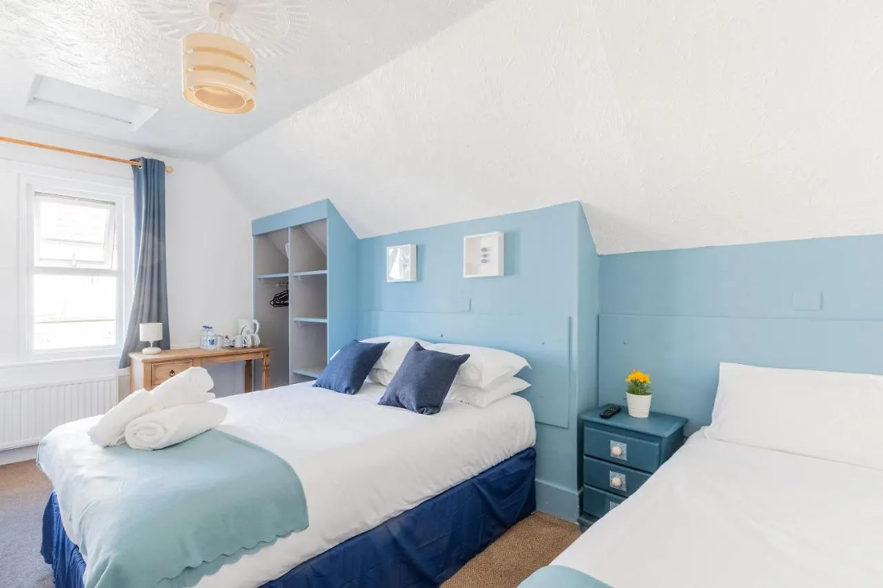 Hotel Brooklands Bournemouth 3*,